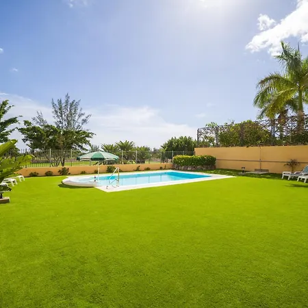 Chalet In By Golf & Private Pool *