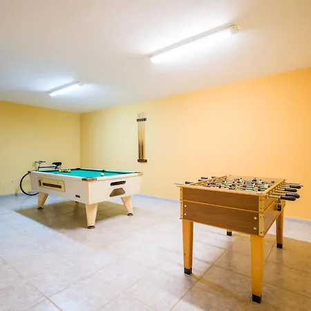 In By Golf & Private Pool